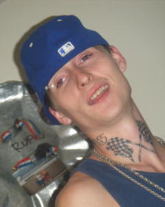 Man, 38. stinkysmokey