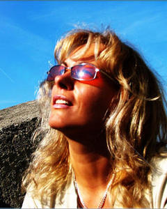 Woman, 56. Alis13