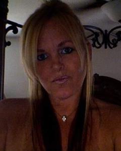 Woman, 49. AdChic88848501
