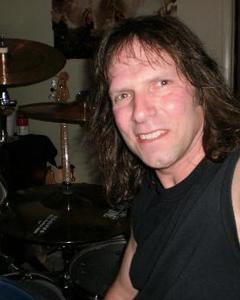 Man, 63. metaldrum288