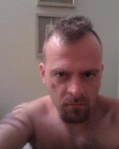 Man, 48. xxxrpr4u