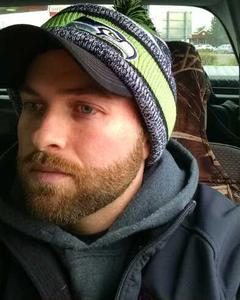 Man, 36. Hunter_10603