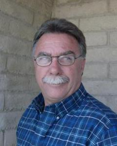 Man, 71. stilsearching2