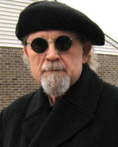 Man, 82. kunstner