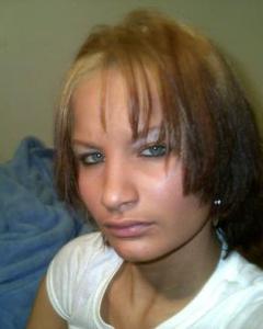 Woman, 33. Amuze