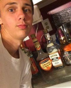 Man, 29. AlexDM4768