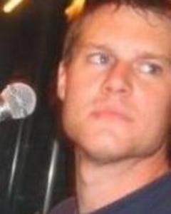 Man, 44. PianoPounder