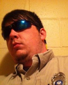 Man, 32. Taylor330517