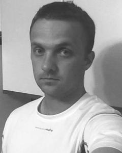 Man, 44. Kumiciarz
