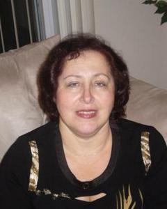 Woman, 68. cat8393