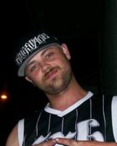 Man, 43. srhordie