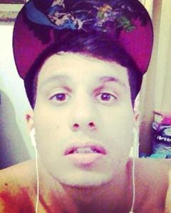 Man, 34. Bigone1237454