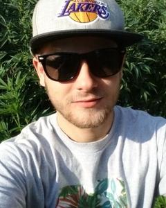 Man, 29. FlexedOutTrues