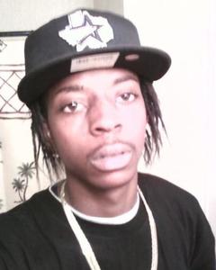 Man, 34. TAY2107503