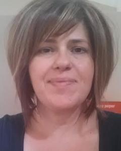 Woman, 50. imakroert