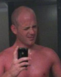 Man, 39. Johnnynostarts