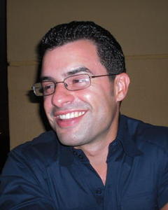 Man, 44. pealow
