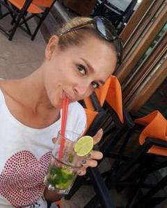 Woman, 43. ambervanjoop