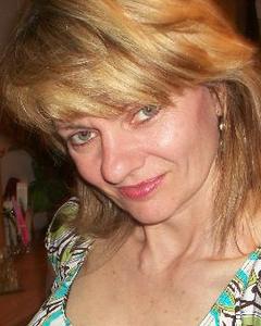 Woman, 60. Yvonne680