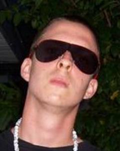 Man, 35. SUPERJ004