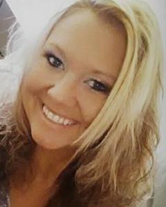 Woman, 44. Beutifullybrkn