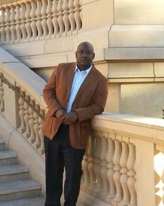 Man, 49. Driboss