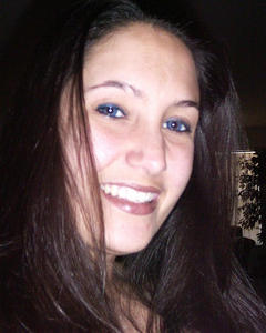 Woman, 42. ShortNsweet62