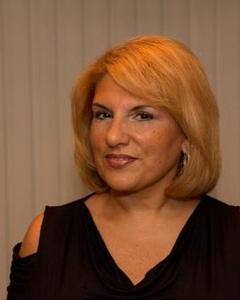 Woman, 68. Lucky582888