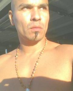 Man, 48. IZZY8990
