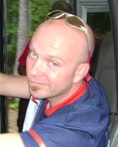 Man, 43. Skiltman20