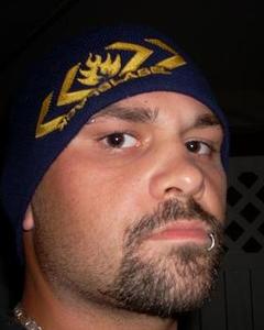 Man, 43. mikechek