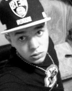 Man, 30. Eduardo_Vallad