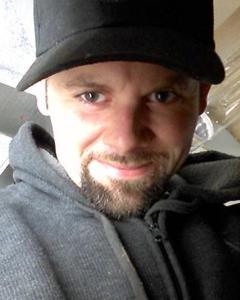 Man, 43. jakeser