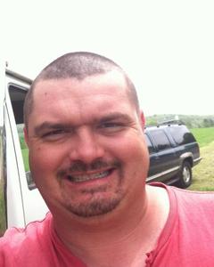 Man, 49. Roofer15381