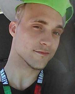 Man, 32. whiteb01