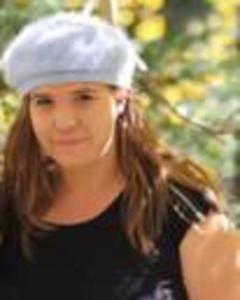 Woman, 52. hotpinkkake