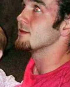 Man, 30. stroudbrad