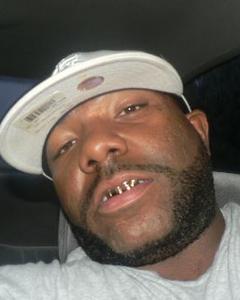 Man, 46. shawtblock