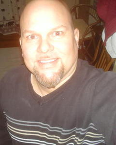 Man, 57. Dano893