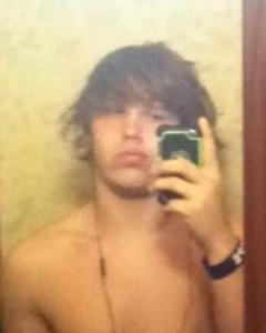 Man, 32. Countryboywall