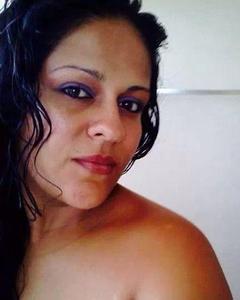 Woman, 42. Patricia328830