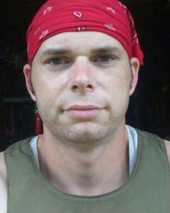 Man, 40. kb19851101