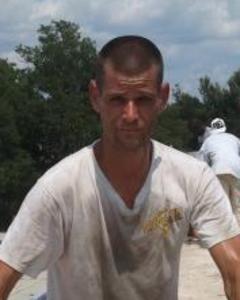 Man, 46. KG1979