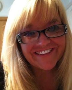 Woman, 41. Searching44342