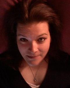 Woman, 52. Boldnblnt