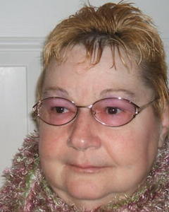 Woman, 82. Buttons839