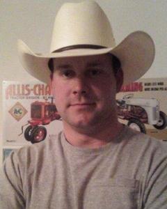 Man, 42. farmer1512