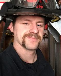Man, 35. Firefighte4570