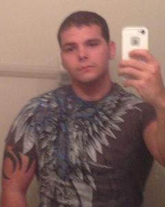 Man, 32. Dmax21