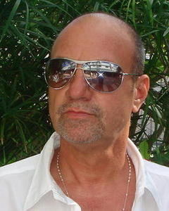 Man, 71. auzzio